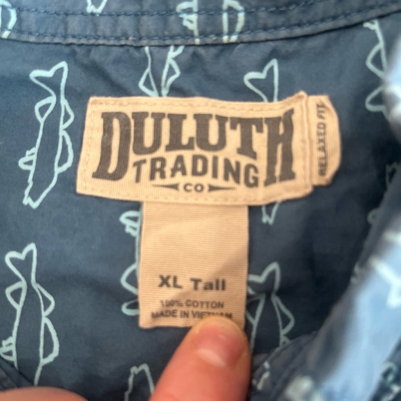 Duluth Trading Fish Print Shirt Men’s XL Tall Blue Short Sleeves Cotton - Picture 5 of 9